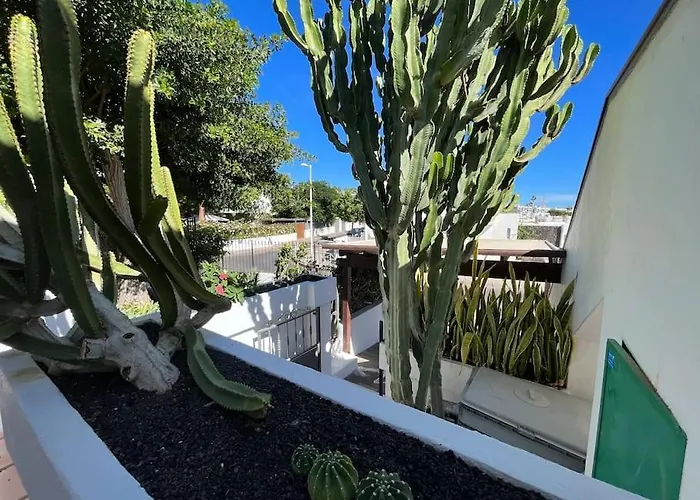 Paradise Playa Chica Con Terraza A 100m Del Mar Апартаменты *